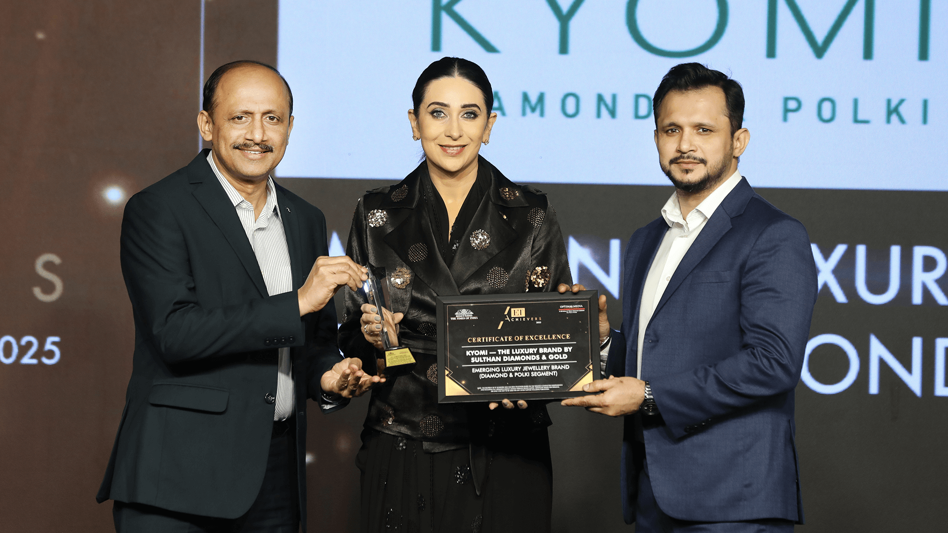 KYOMI received Emerging Luxury Jewellery Brand (Diamonds & Polki Segment)