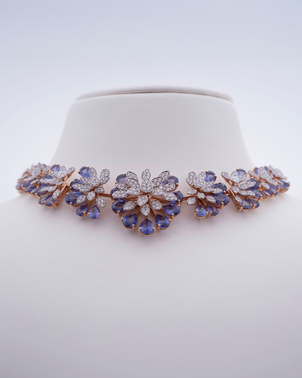 Brilliant Round-Cut Diamond Necklace in 18K Yellow Gold - K1NK18YDIA027