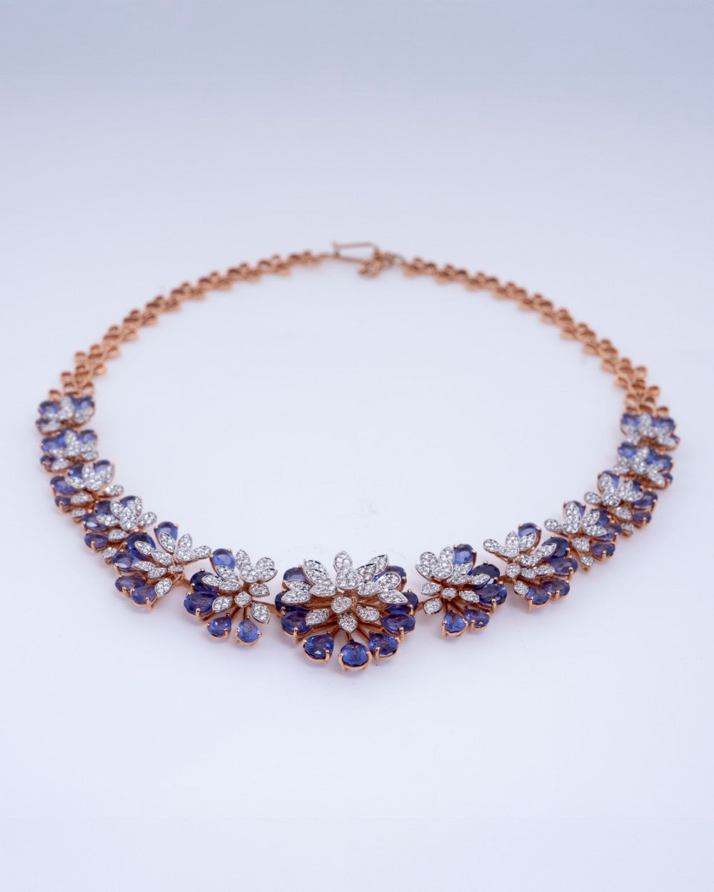 Brilliant Round-Cut Diamond Necklace in 18K Yellow Gold - K1NK18YDIA027